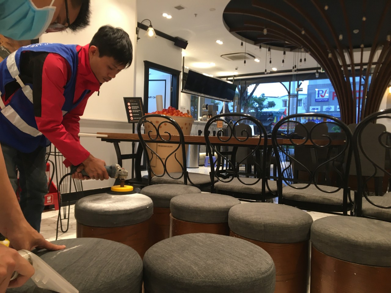 Dịch vụ giặt ghế sofa tại Đà Nẵng